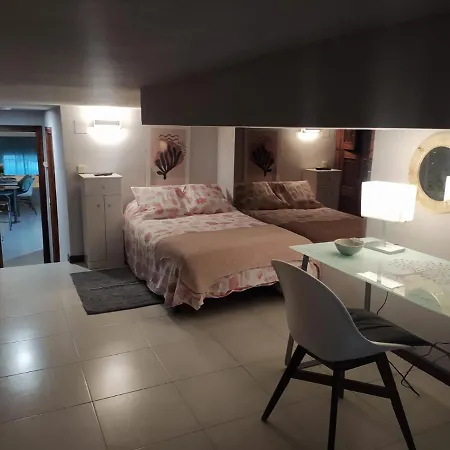 Apartamento Para 5 En Recien Reformado Y Amueblado Διαμέρισμα